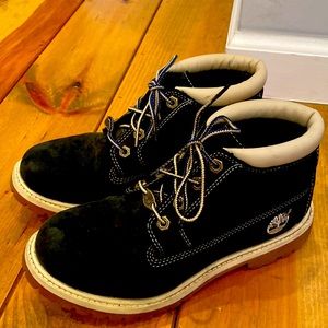 Forest Green Timberlands!